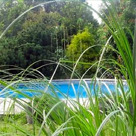Les Flots Bleus Otel